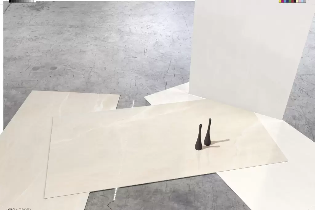 Интерьер ARIOSTEA ULTRA ONICE - 2